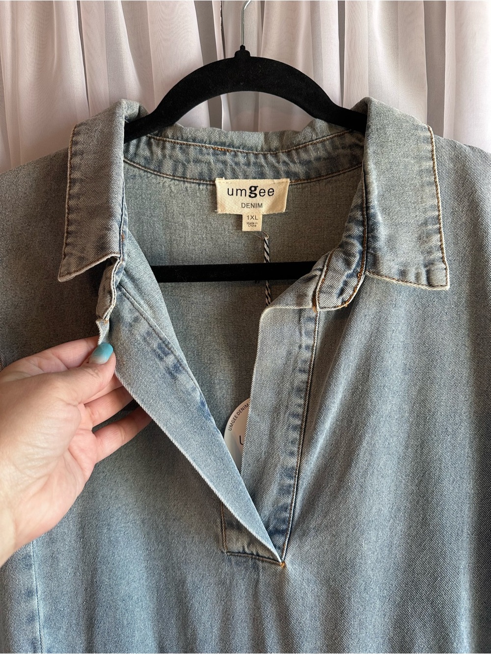 Umgee Light Blue Washed Denim V-Neck frayed hemline Dress Size 1XL - Picture 3 of 7